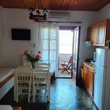 Ammos & Asterias Family *