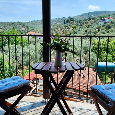 Ammos & Asterias Family بيت للعطل