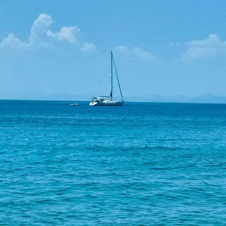 Ammos & Asterias Family Semesterbostad *